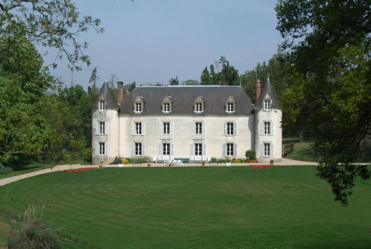 Chateau De La Ville-Hue Guer Luaran gambar